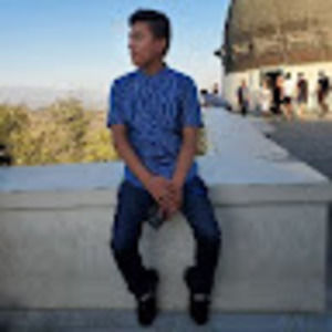 Meet your Posher, Alexis